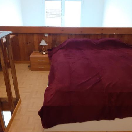 Μαργαριτα Apartment Đảo Đảo Salamis Ngoại thất bức ảnh