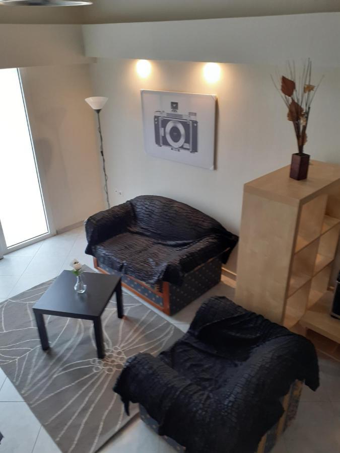 Μαργαριτα Apartment Đảo Đảo Salamis Ngoại thất bức ảnh