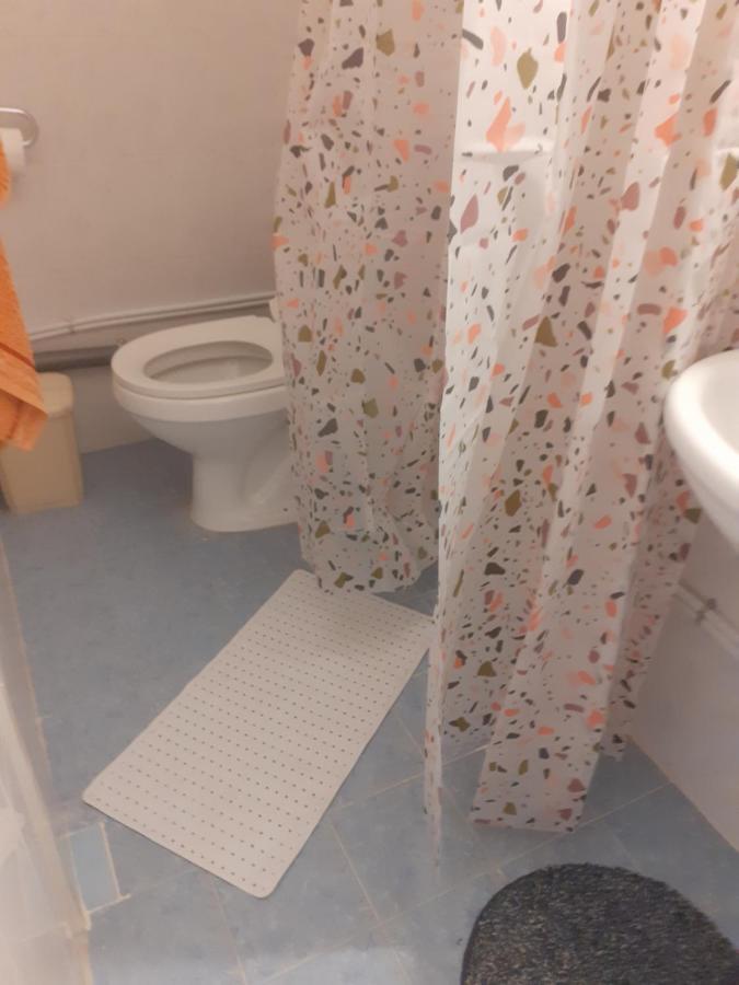 Μαργαριτα Apartment Đảo Đảo Salamis Ngoại thất bức ảnh
